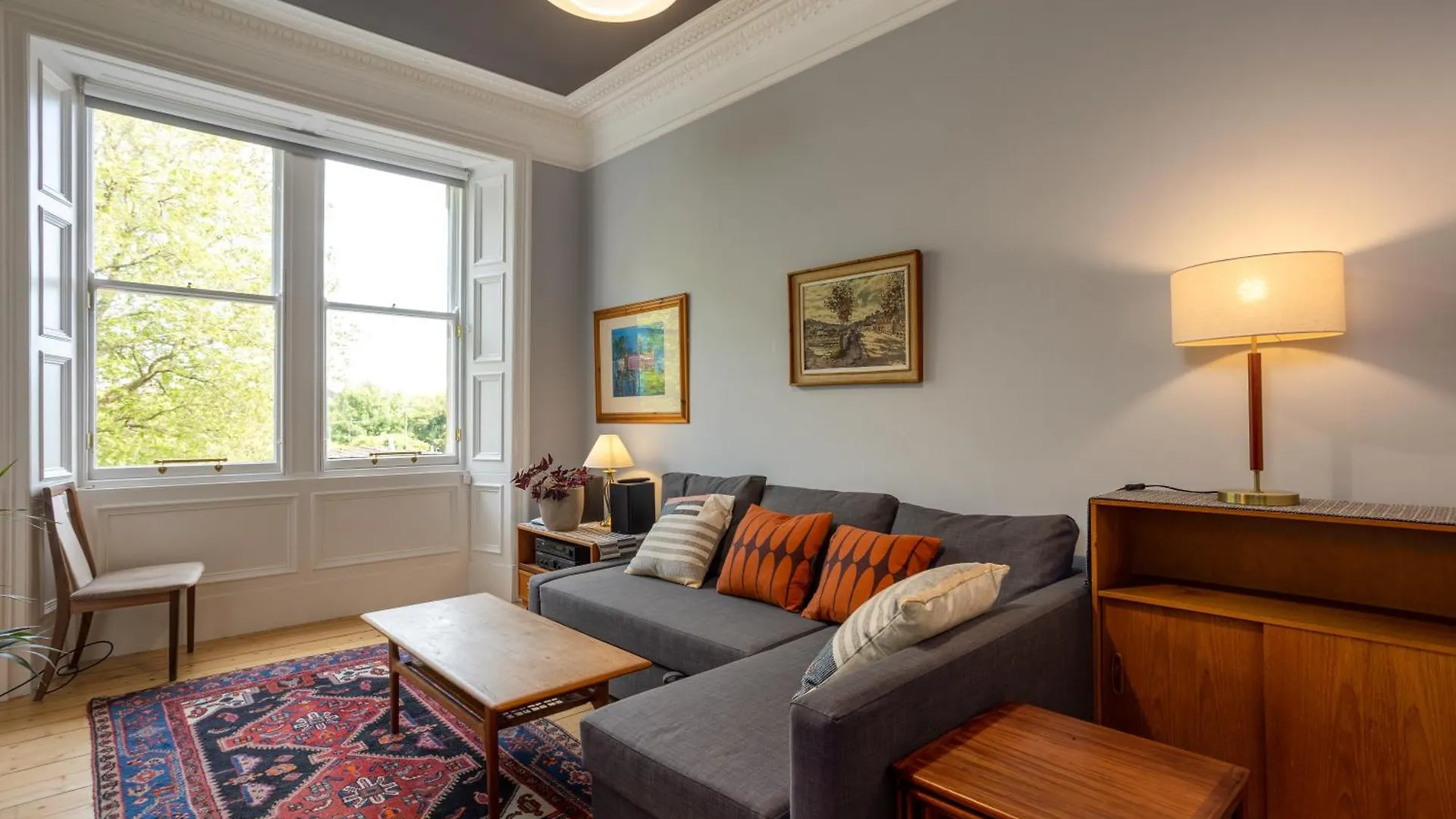 Newly Renovated 1 Bedroom Apartment Near Charming Newhaven 에든버러