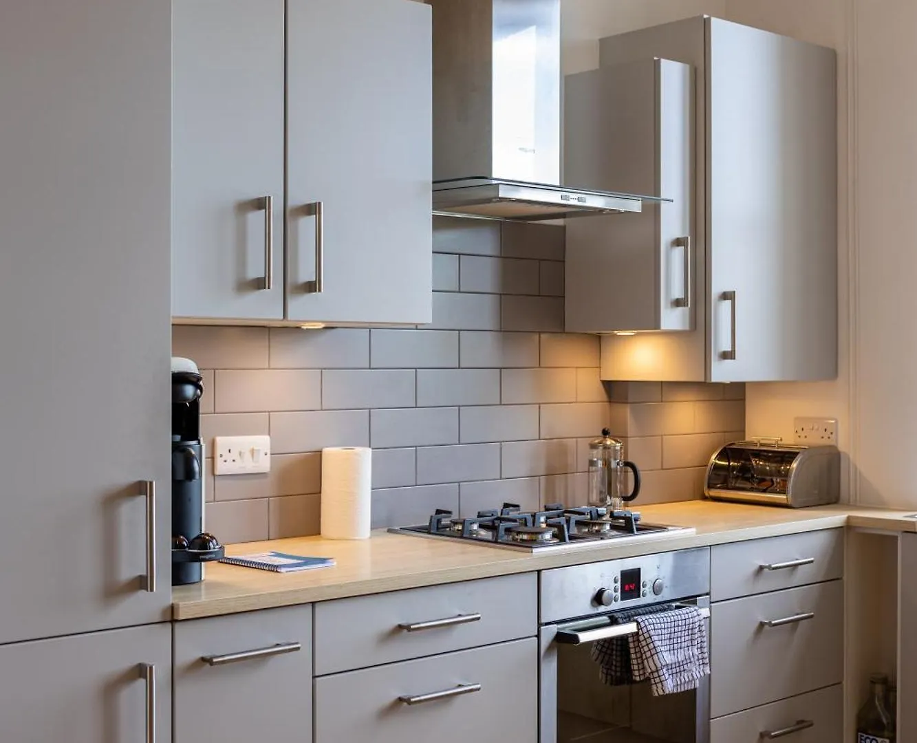 Newly Renovated 1 Bedroom Apartment Near Charming Newhaven Edynburg 0*,  Wielka Brytania