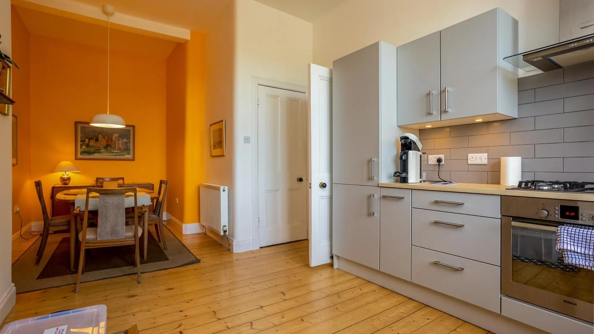 Newly Renovated 1 Bedroom Apartment Near Charming Newhaven Edynburg