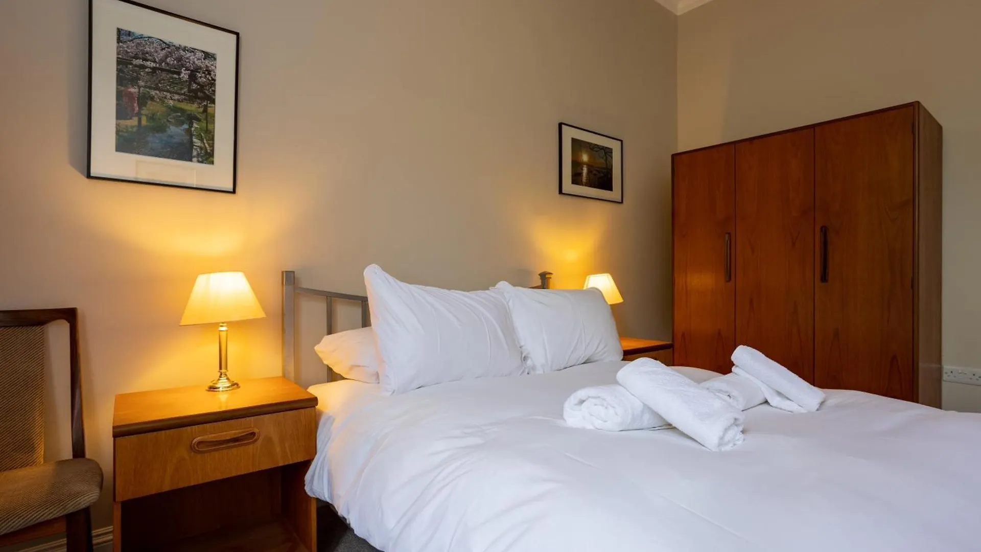 Newly Renovated 1 Bedroom Apartment Near Charming Newhaven Edynburg Wielka Brytania