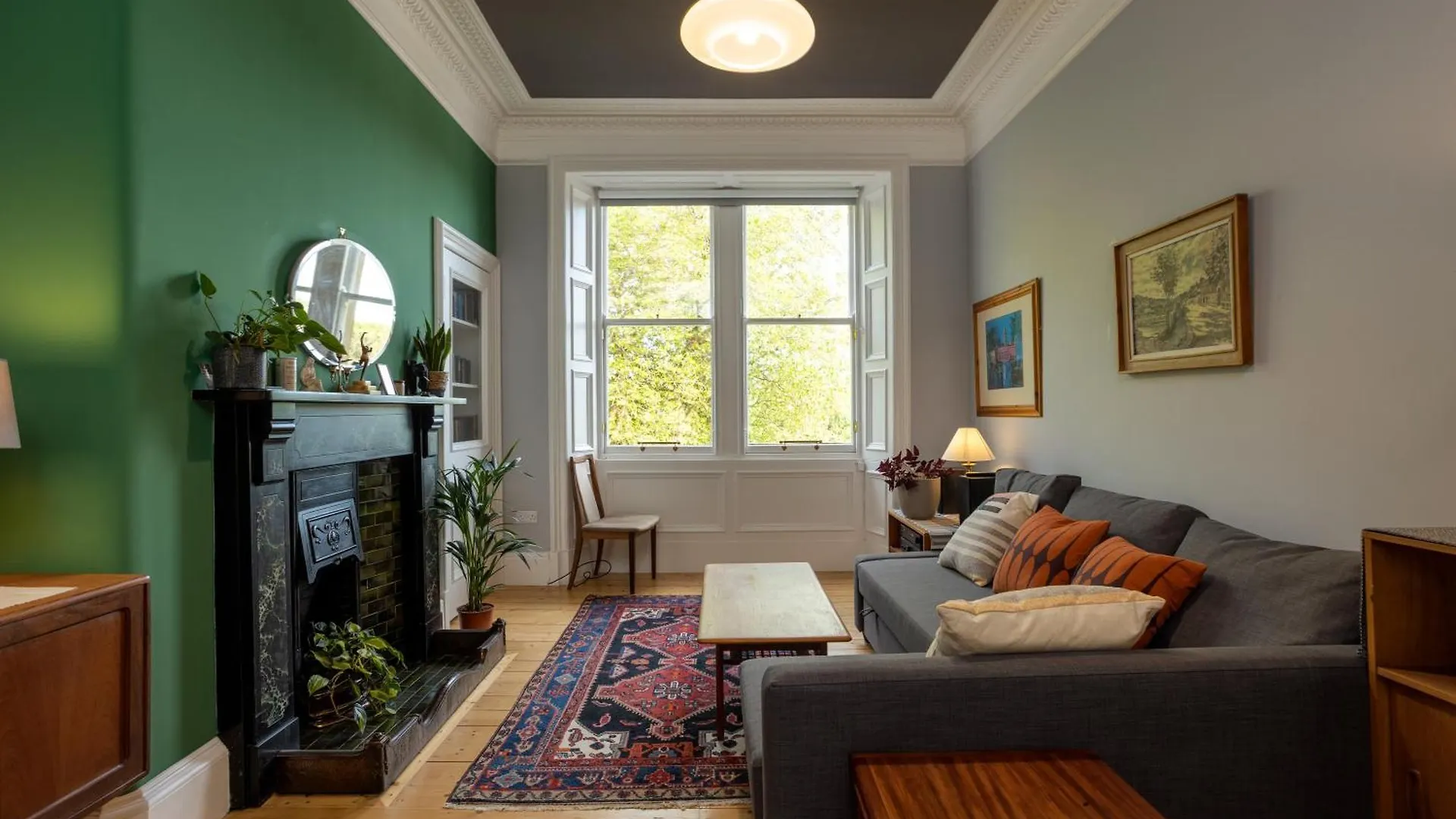 Newly Renovated 1 Bedroom Apartment Near Charming Newhaven Edynburg