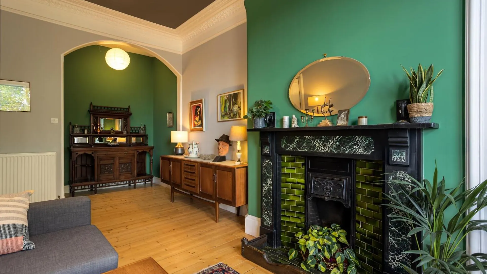 Newly Renovated 1 Bedroom Apartment Near Charming Newhaven Edynburg